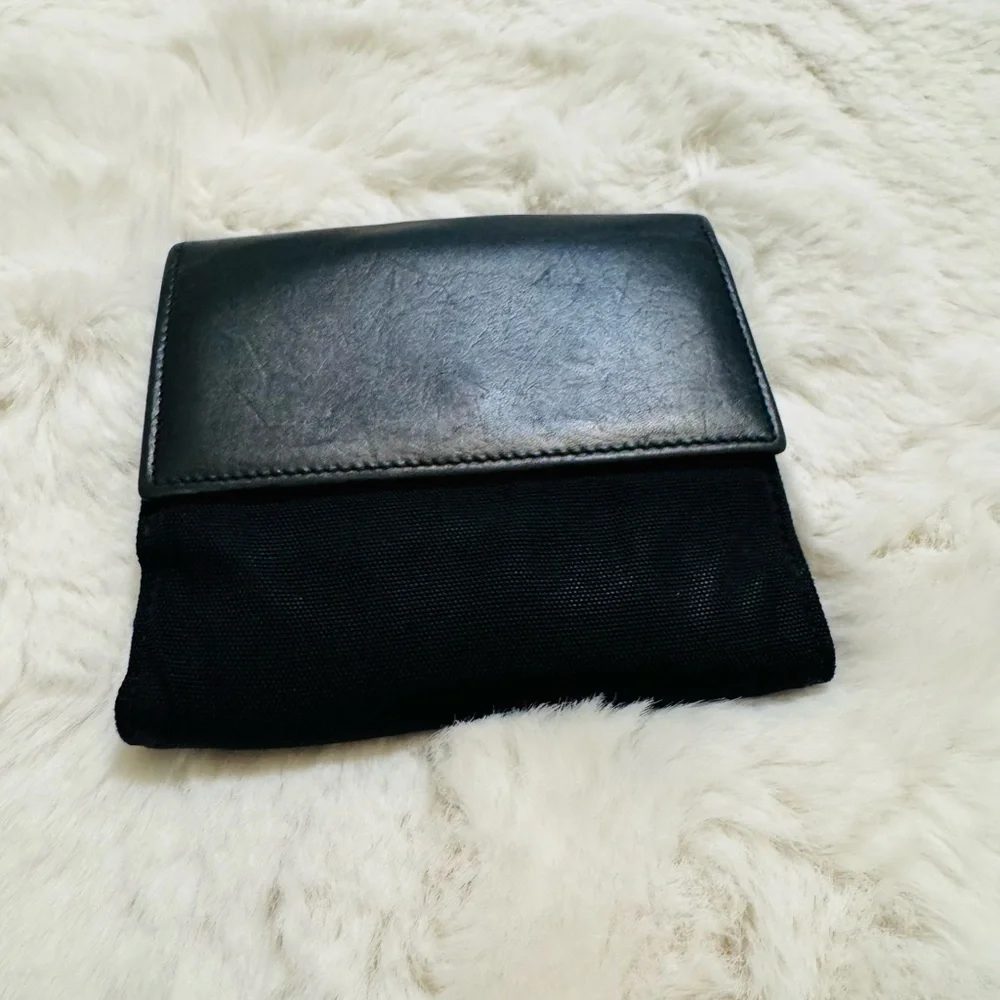 Gucci Piston Lock Black Wallet Vintage - Picture 6 of 10